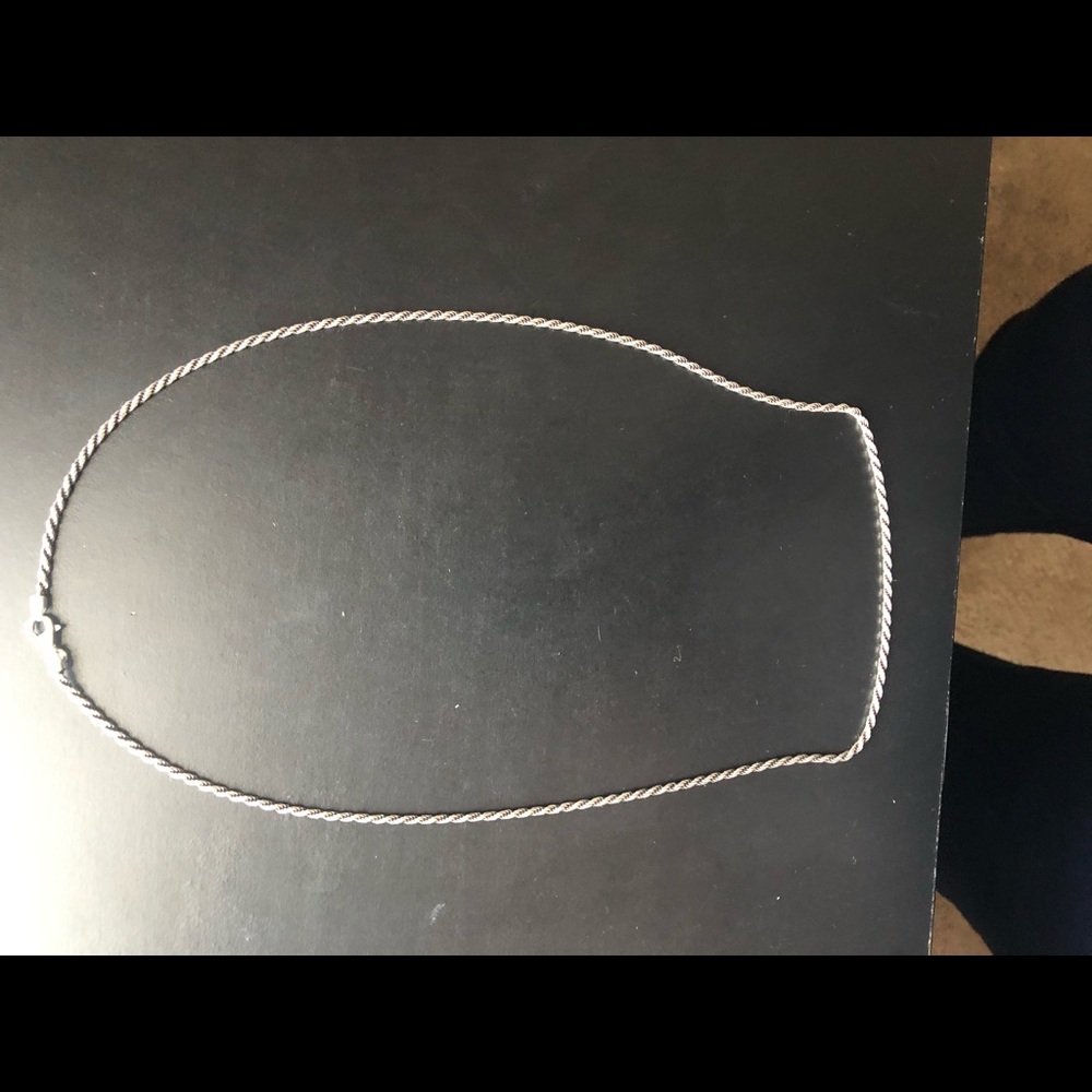 Silver rope chain
